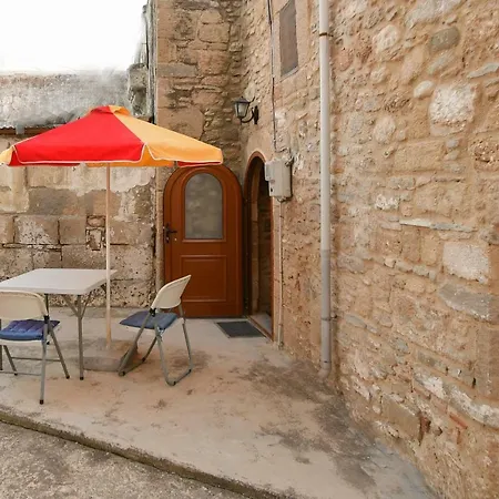 Apartment Stone House *