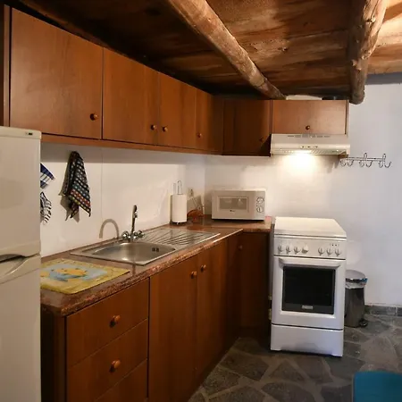 Apartment Stone House *