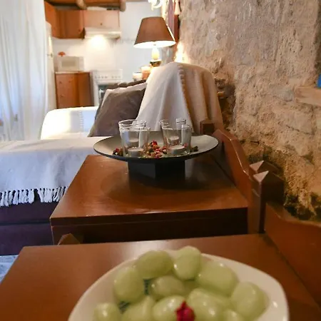 Stone House Apartment