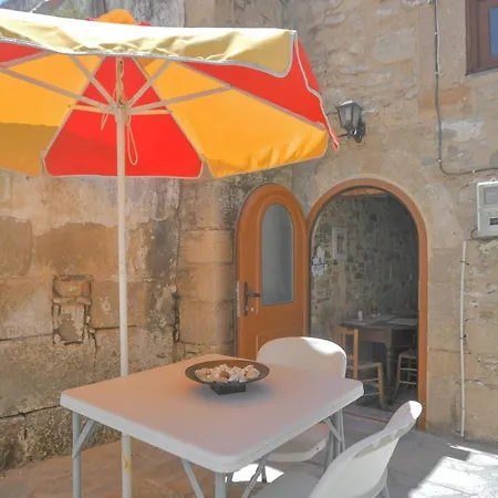 Apartment Stone House Malona Village